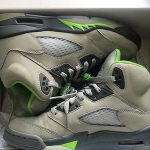 Retro 5 Silver/Green-Flint Grey